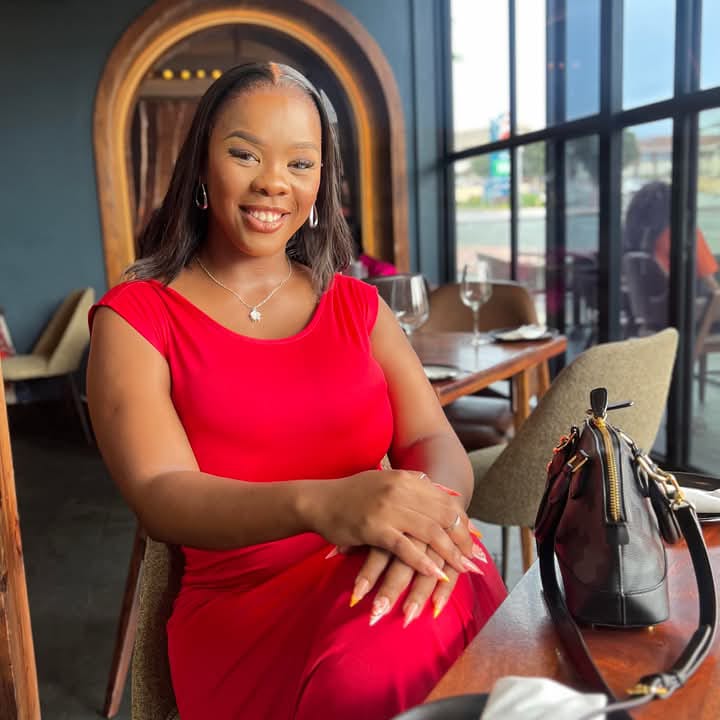 Caroline, Sugar Mummy Needs a Fun Loving Man for Dating in Nakuru Section 58